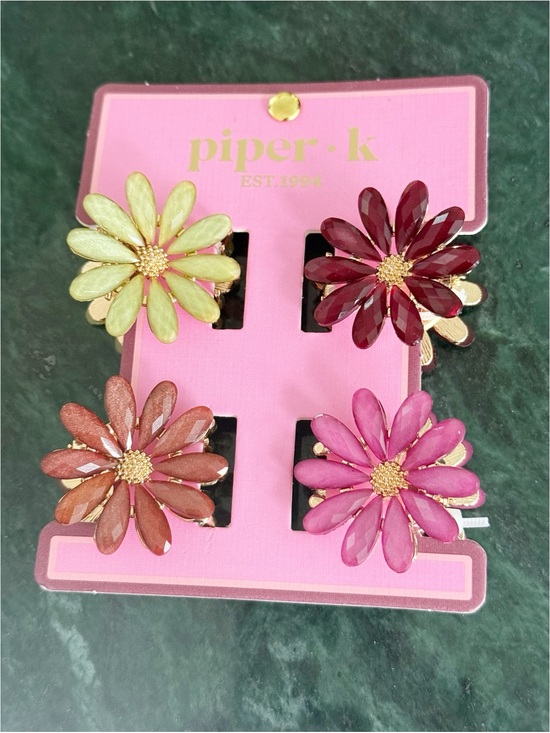 Piper K Accessories - Piper K Faux Gemstone Flower Claw Clips